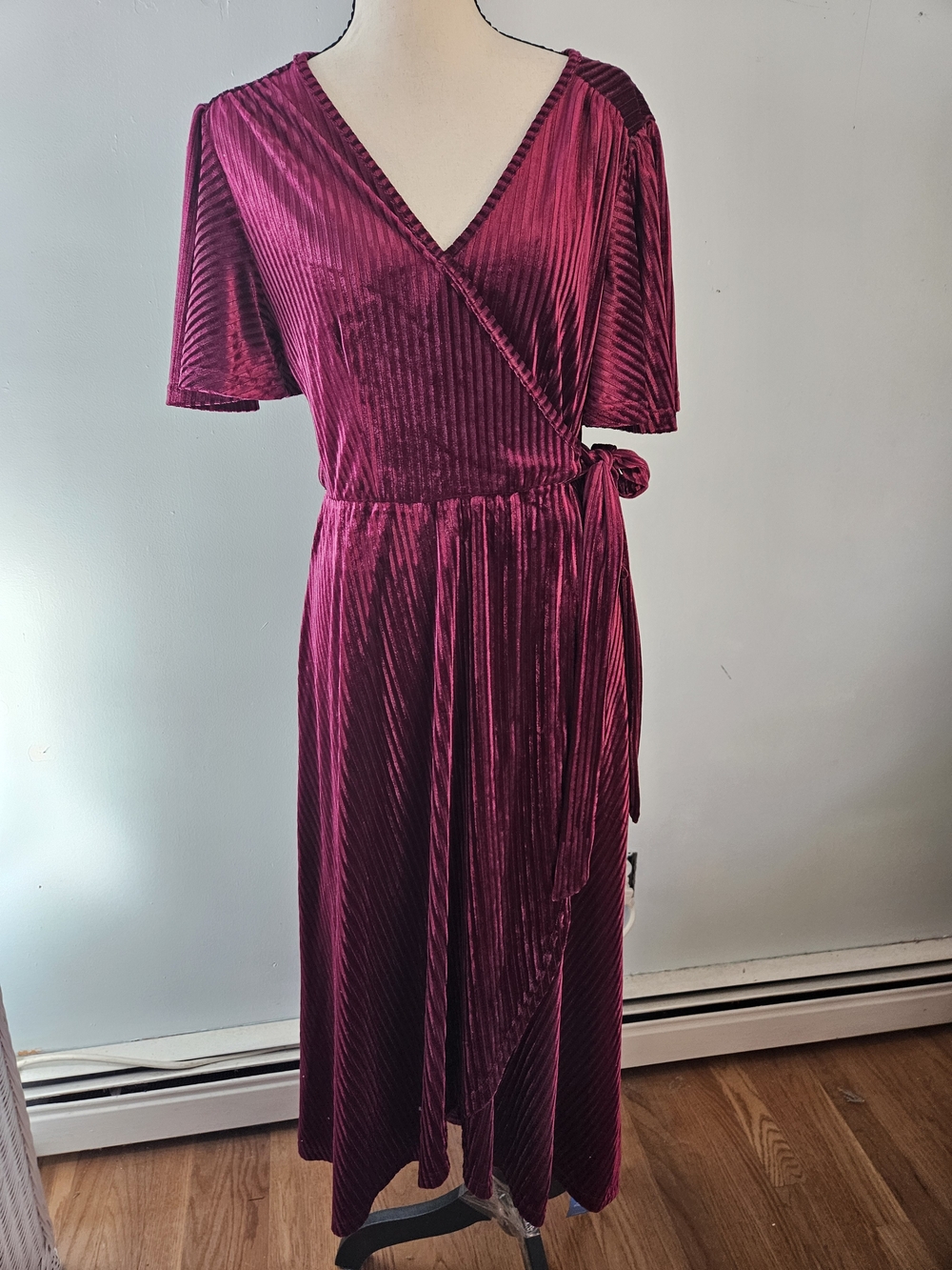 Cupshe Velvet Wrap Midi Dress - Wine